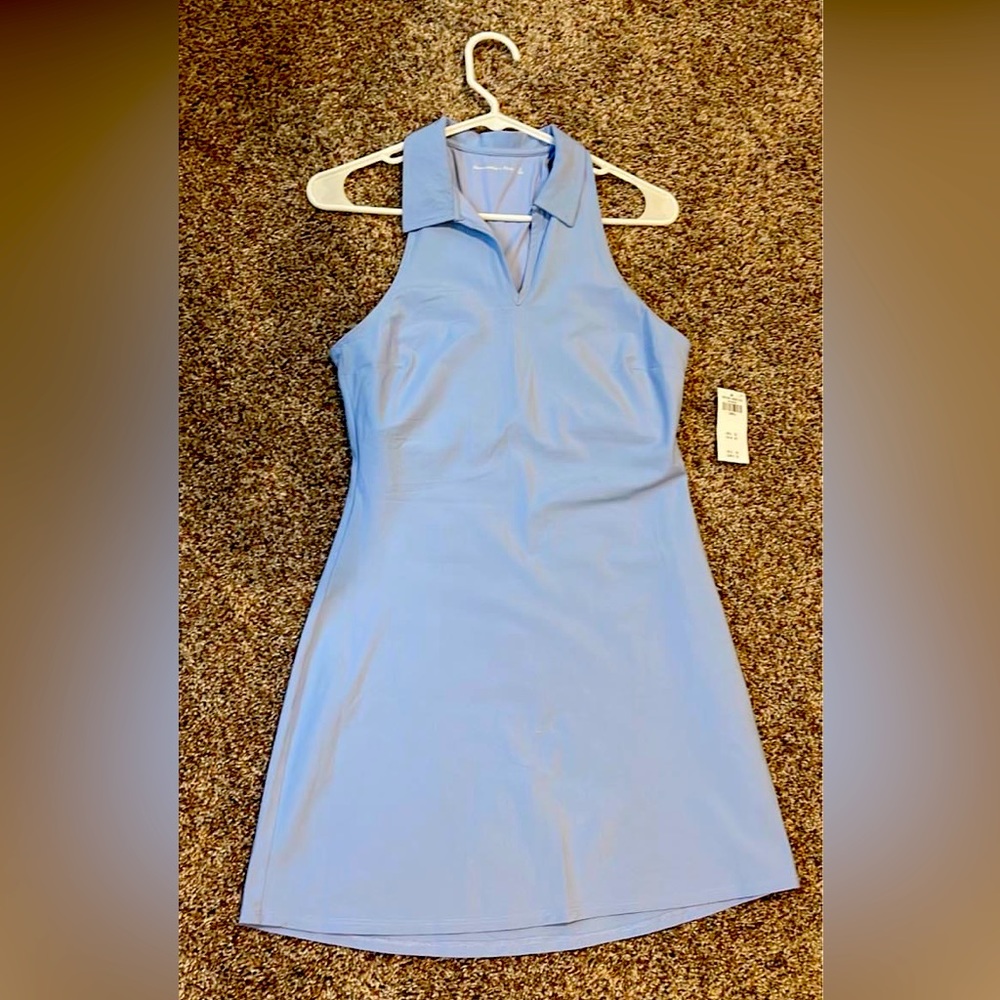 Abercrombie & Fitch collared athletic dress with built in bra. Size small NWT.